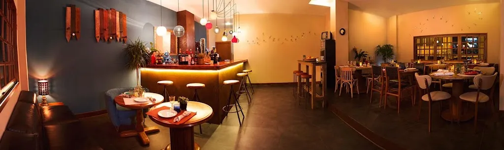 Perhaps Tapería_Cáceres_slider_image_1