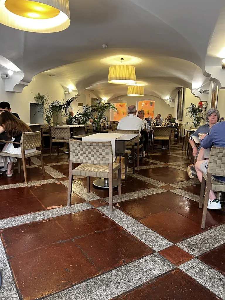 M. H._Tapería Yuste_Cáceres_review