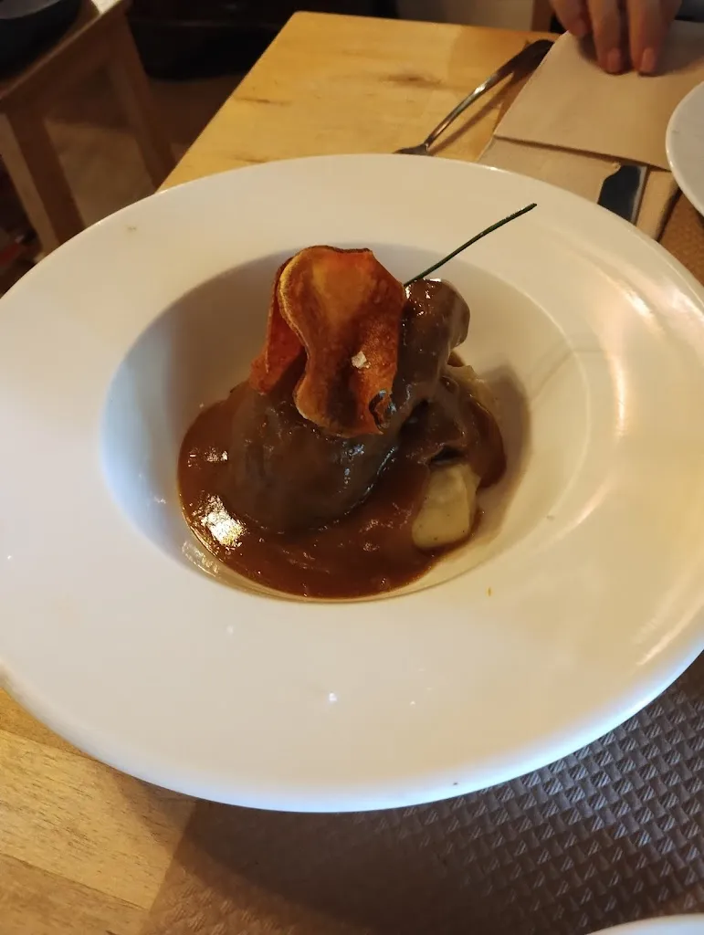 Howard N Hughes_La Cacharrería_Cáceres_review