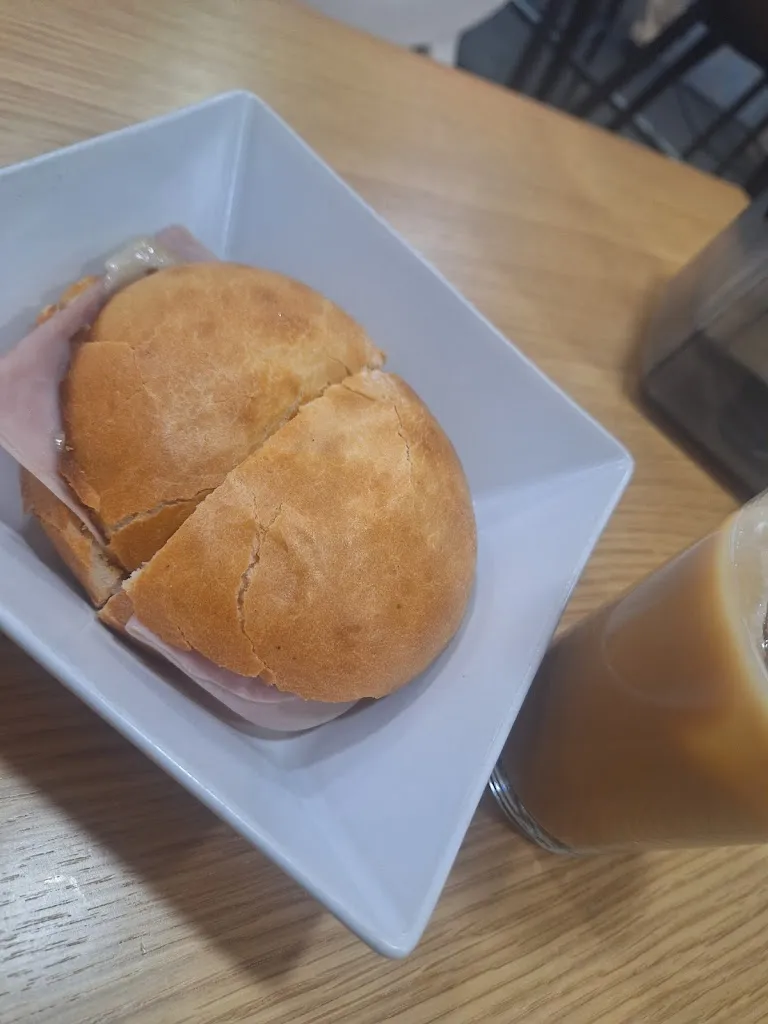 Mariam_Dallas Brunch_Cáceres_review