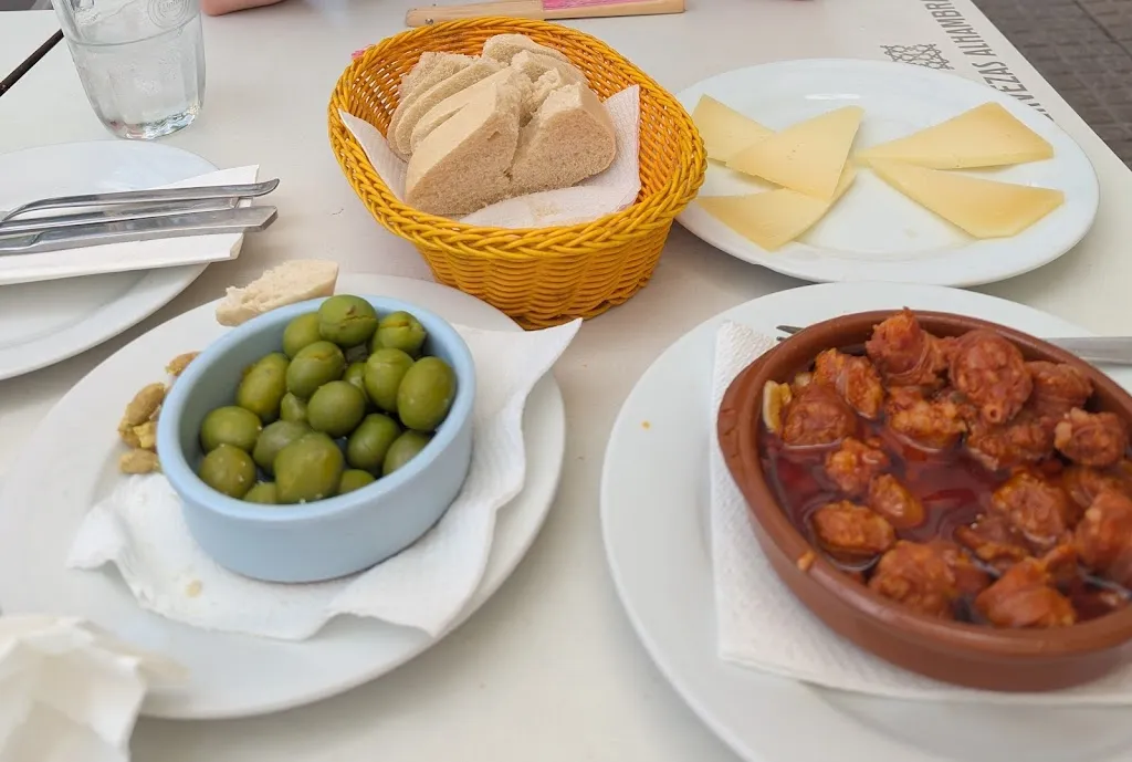 Bleddyn Carter_Casa Millán_Casas de Millán_review