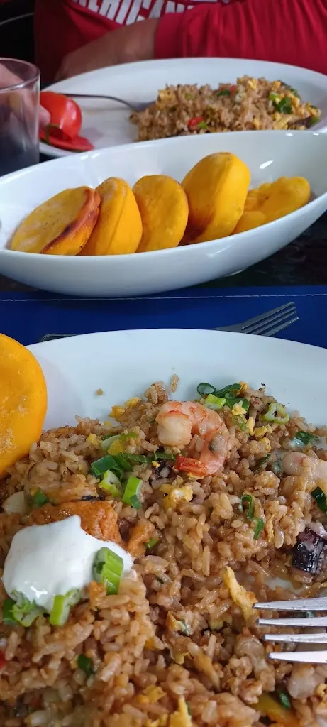 Barbara Fuentes_EL FOGON LIMEÑO_Cabrero_review