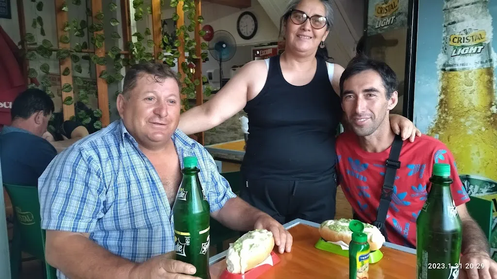 Elsa lara _Sangucheria el Pizza Restaurante_Cabrero_recensione