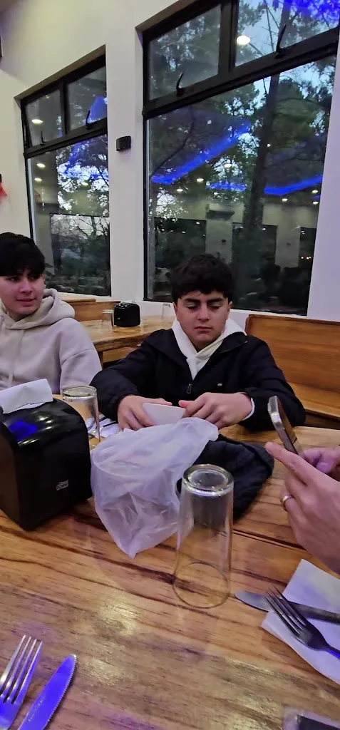 Restaurant Rocas Del Laja Origen_Cabrero_slider_image_2