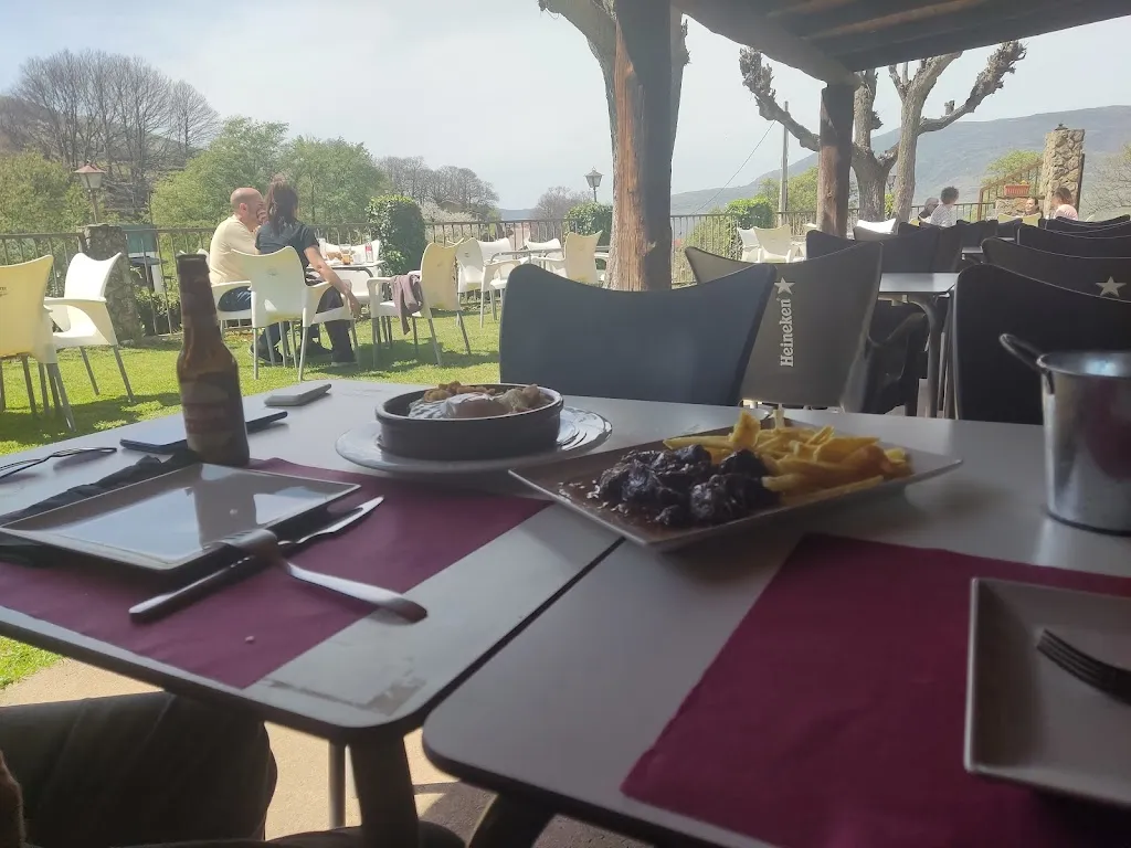 La Garganta_Casas del Castañar_slider_image_3