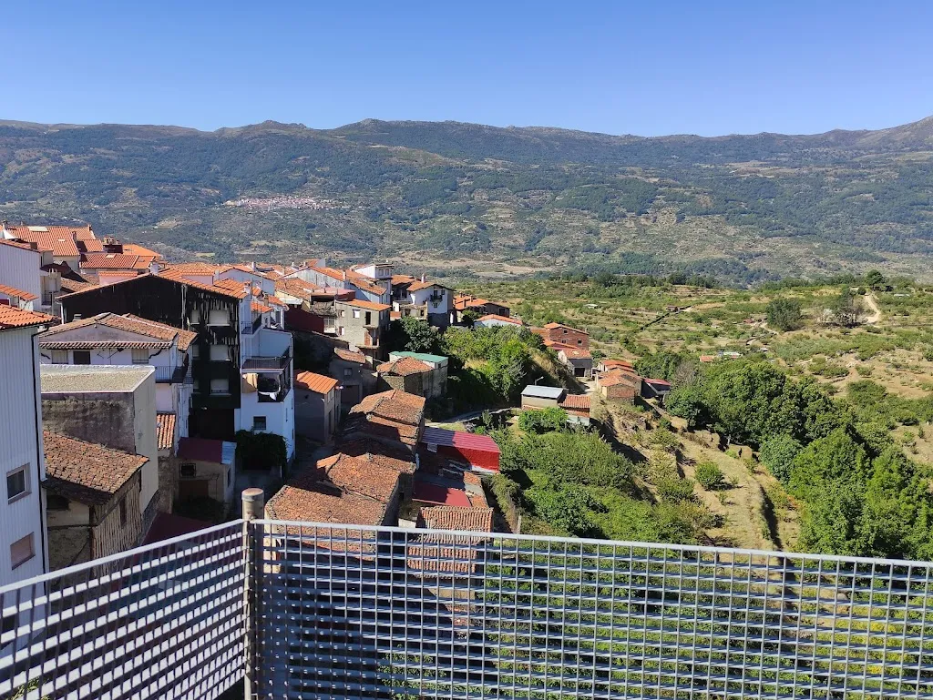 Mirador de las Casas_Casas del Castañar_slider_image_3