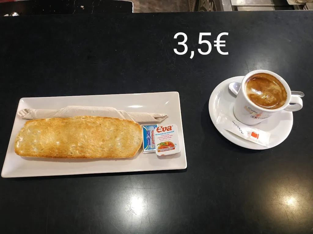 Menu_Bar Capri_Casas del Castañar_image_4