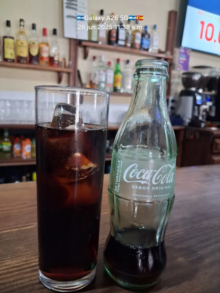 Bar Pension Asperilla_Casas del Castañar_slider_image_3