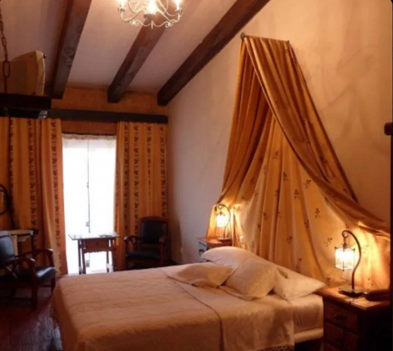 Avellaneda Amanecer_Castañar de Ibor_slider_image_2