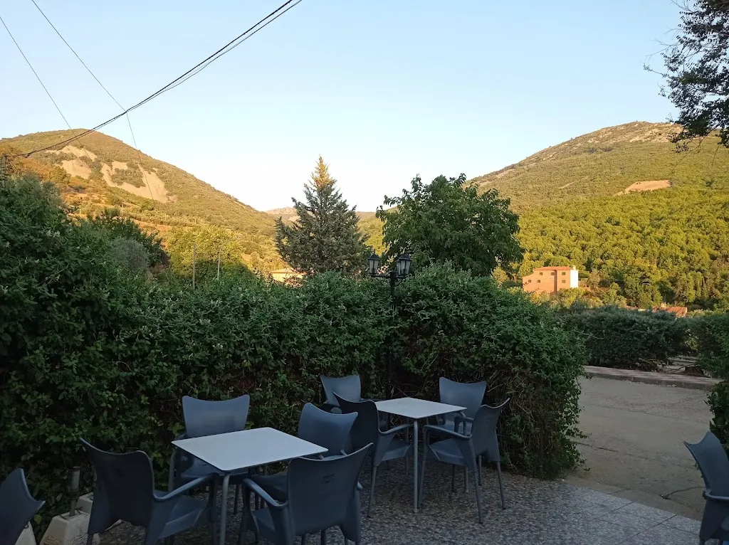 Bar La Cabaña ristorante a Castañar de Ibor
