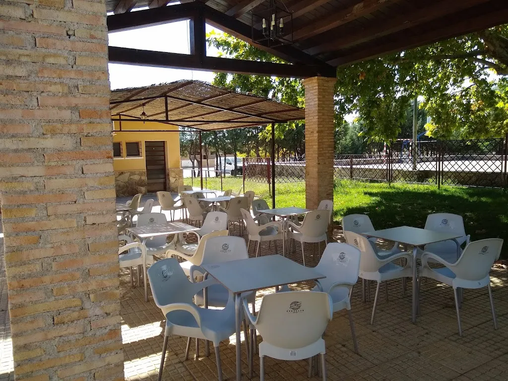 Restaurante piscinas de Cilleros restaurant in Cilleros