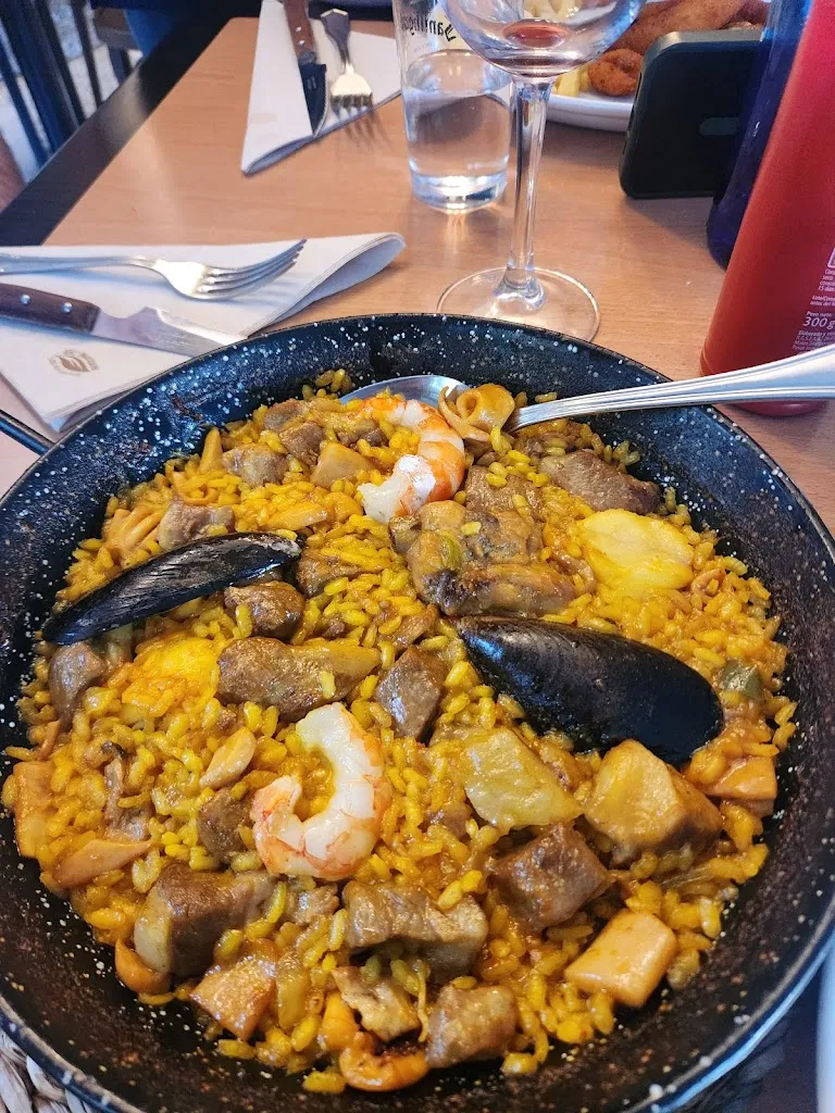 Janelle Pena_Restaurante Villagodio de la Cruz del Sur_Cerezo_review