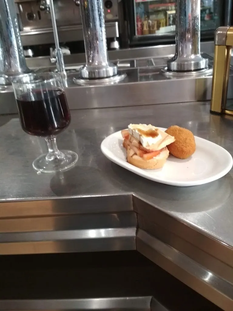 Menu_Restaurante Dos Tréboles_Cerezo_image_4