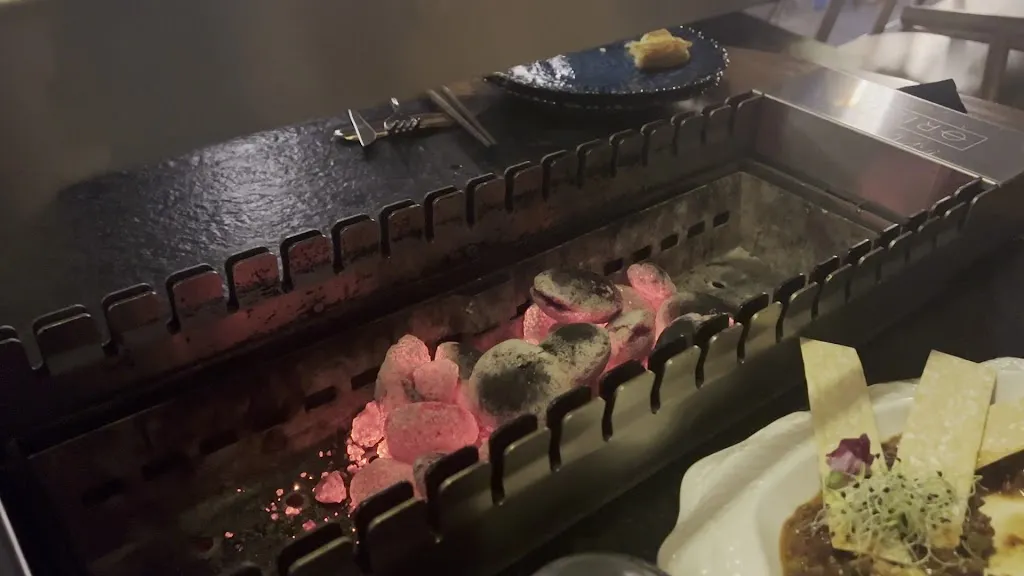 Oribu Brasas Japocastizas Cocina Japonesa Especializado En Wagyu_Collado_slider_image_2