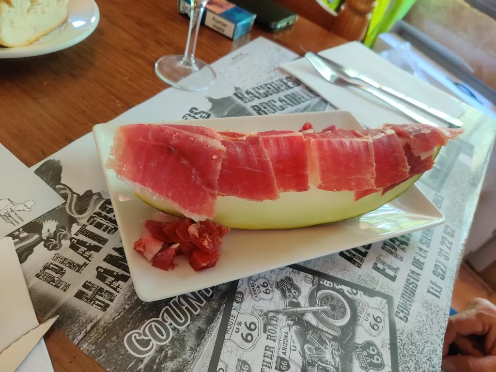 Menu_Cafetería Bar El Parador_Conquista de la Sierra_immagine_9