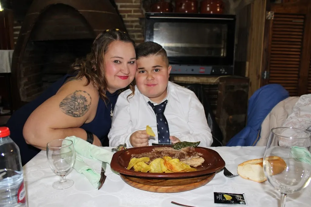 Patricia Asensio Gutiérrez_Mesón El Bodegón_Cedillo_review