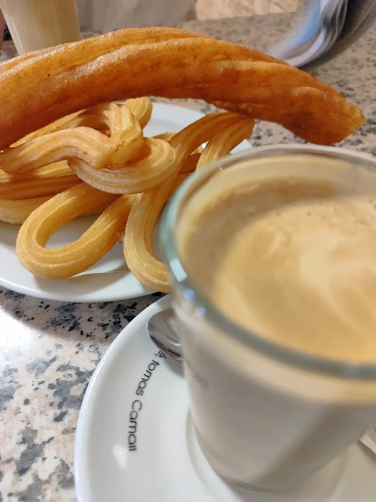 J C_Bar Sagrario_Cedillo_review