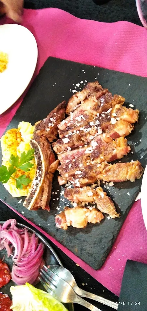 Roberto Garcia Anuarbe_Gastrobar Trucha´s_Coria_recensione