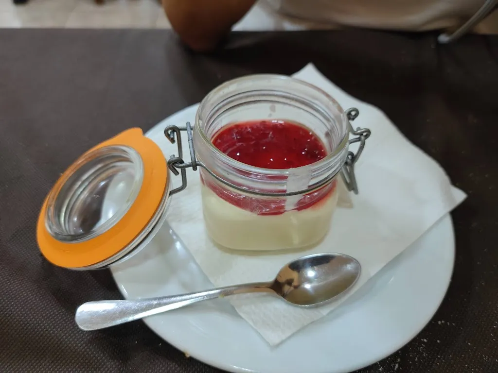 Menu_Restaurante Izarra_Casillas de Coria_image_7