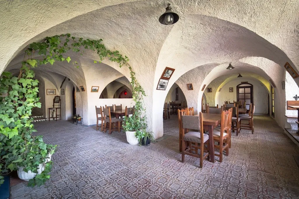 Cuevas de Masagó y del Duende_Alcalá del Júcar_slider_image_3