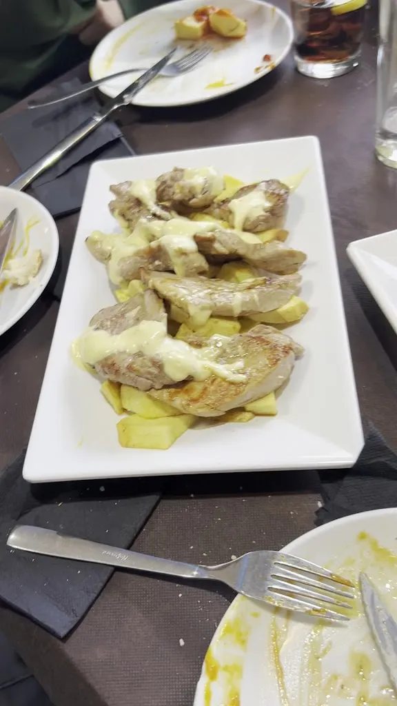 La Posada Tapería_Casillas de Coria_slider_image_2