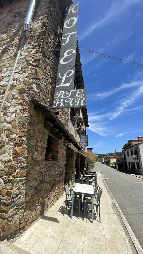 fernando alba_Restaurante Los Ángeles ️_Casillas de Coria_recensione