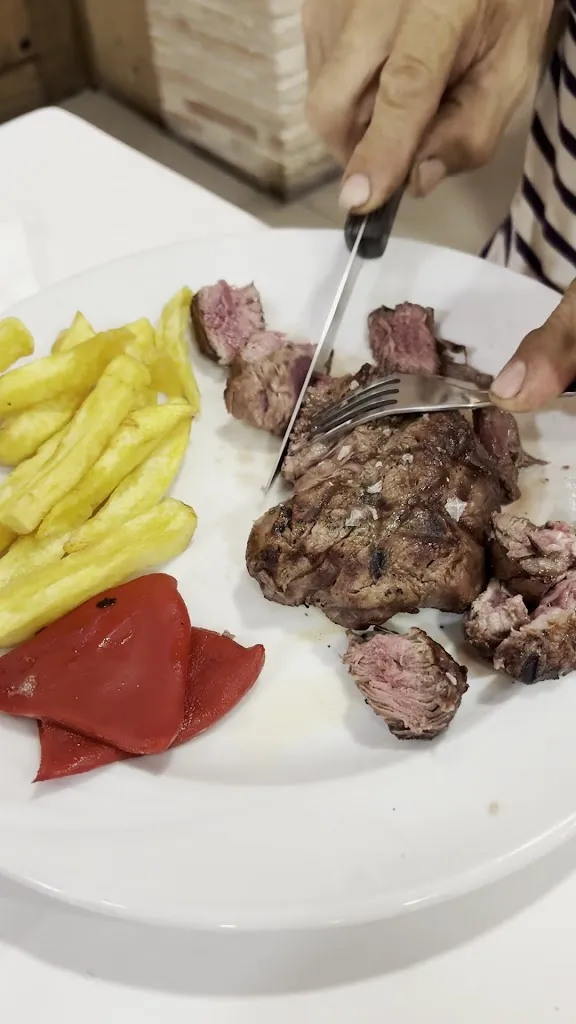 Restaurante Los Ángeles ️_Casillas de Coria_slider_image_2