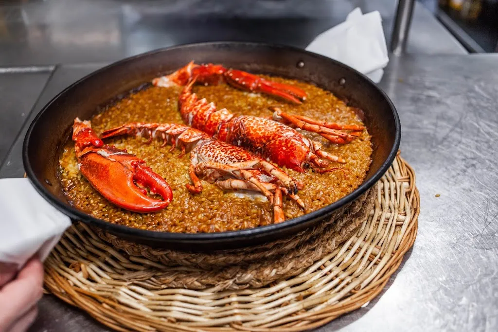 St.James l Paella Madrid_Eljas_slider_image_3