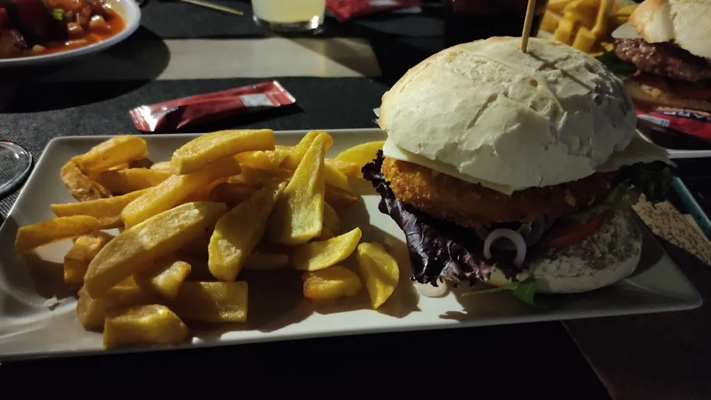 Menu_Restaurante-Cafetería Villaflor_Cuacos de Yuste_image_2