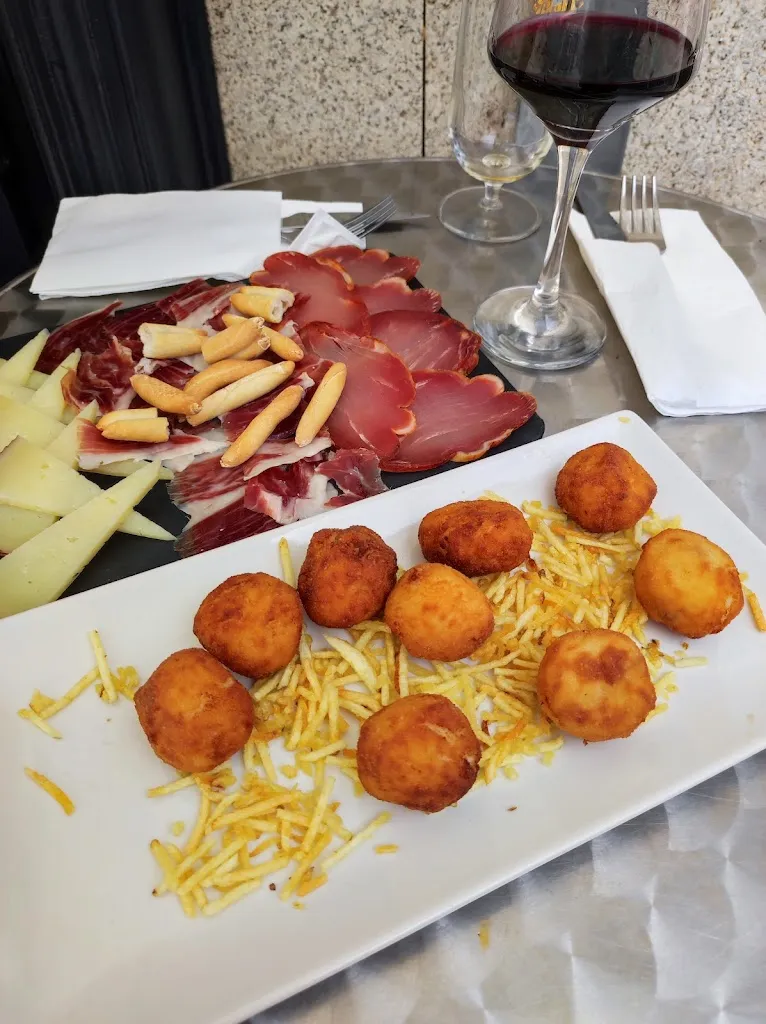 Vladimir Maksimov_Restaurante-Cafetería Villaflor_Cuacos de Yuste_review