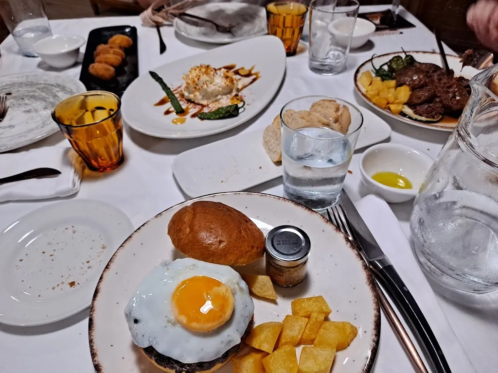 Adrian Garcia_RESTAURANTE ABADIA DE RUBEN HORNERO_Cuacos de Yuste_review