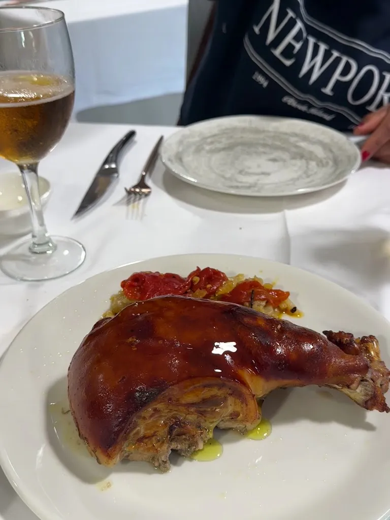 RESTAURANTE ABADIA DE RUBEN HORNERO_Cuacos de Yuste_slider_image_2