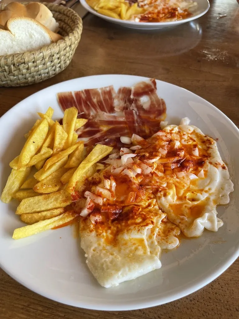 Menu_Cafetería Moregonas_Cuacos de Yuste_immagine_3