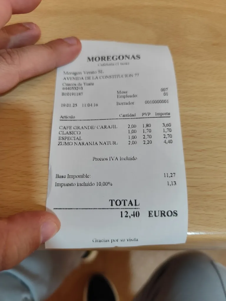 Juanma Silos Milanés_Cafetería Moregonas_Cuacos de Yuste_recensione