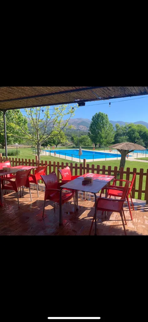 Bar Piscina Municipal de Cuacos_Cuacos de Yuste_slider_image_1