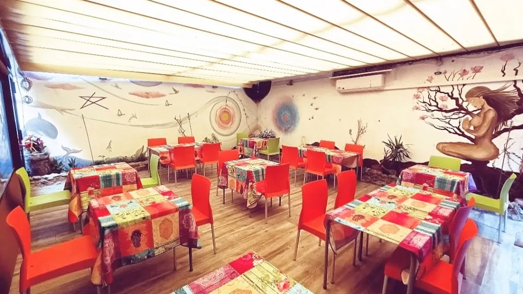 Telos. Comida casera natural vegetariana y vegana restaurant in Escurial