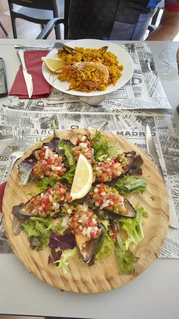 Juanma Povedano_PENSION LOS EMIGRANTES_Galisteo_recensione