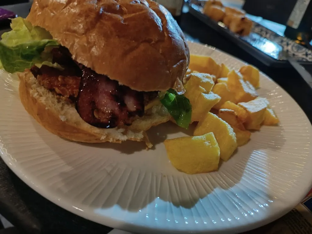 Mery L G_Gloria Bendita_Alcalá del Júcar_Bewertung