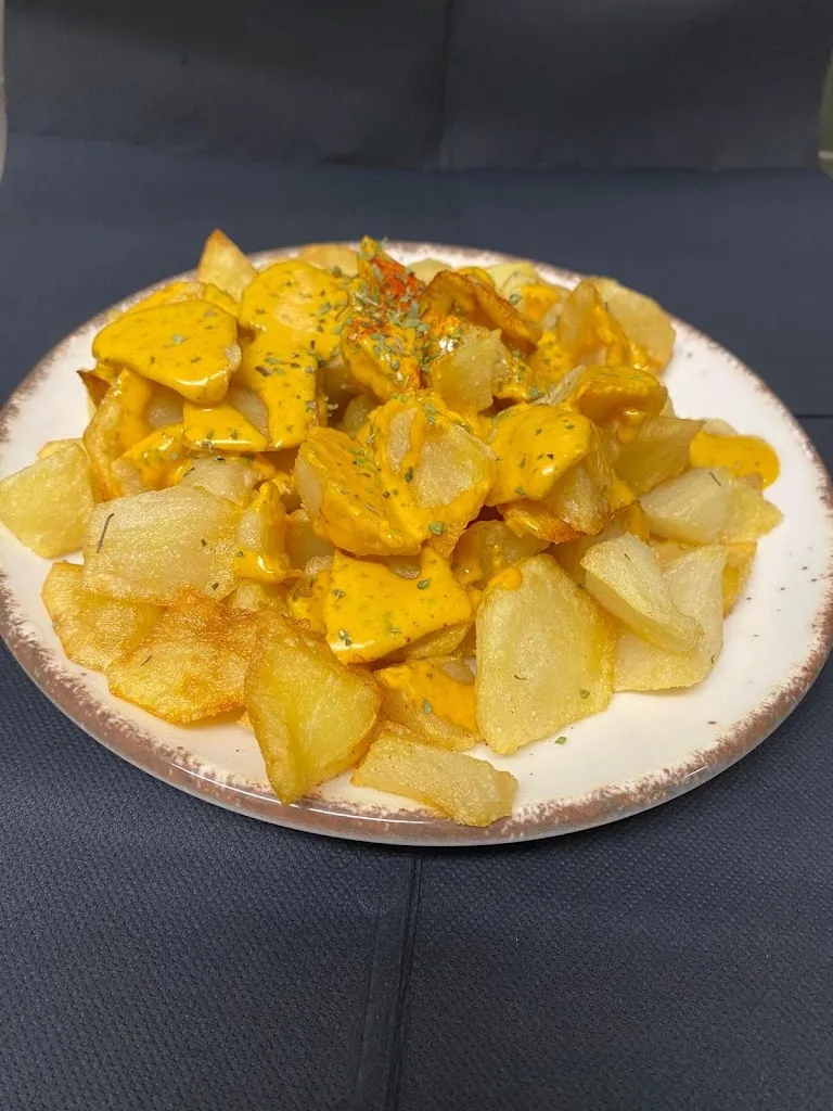 Gloria Bendita_Alcalá del Júcar_slider_image_2