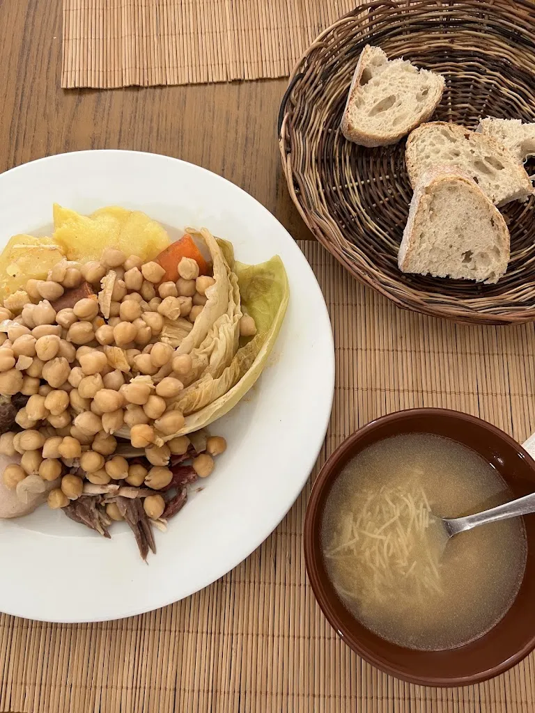 Leonardo Muzzone_Bar Los Gordos_Gordo El_review