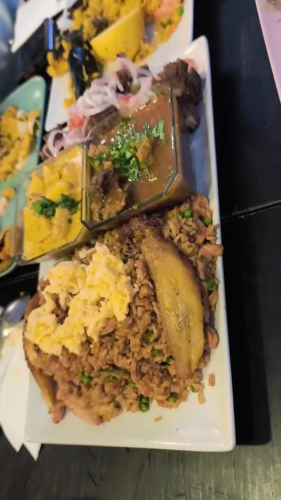 Restaurante La Gata Manaba_Gata_slider_image_2