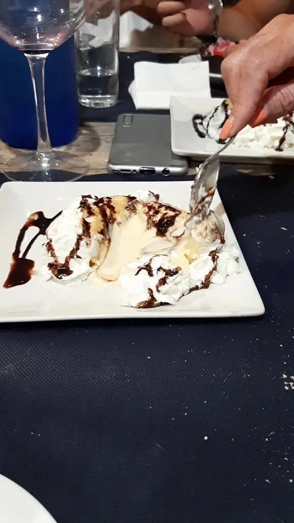 Taberna Las Gemelas_Garganta la Olla_slider_image_2