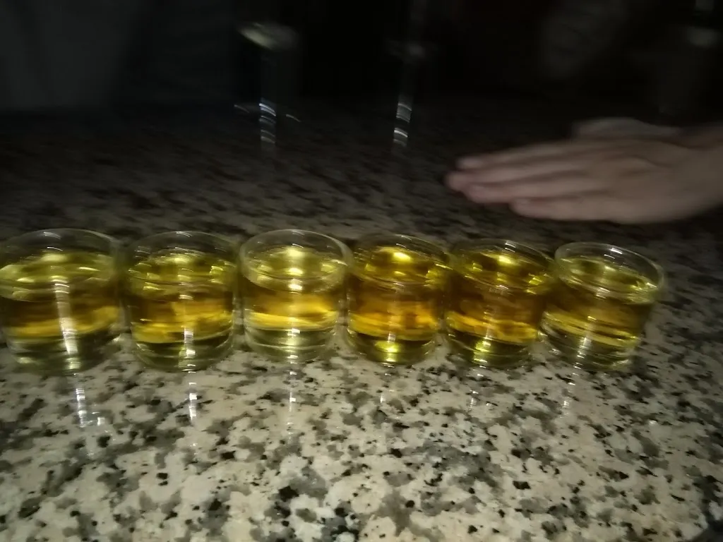 Menu_Bar De Atrás_Herreruela_image_3