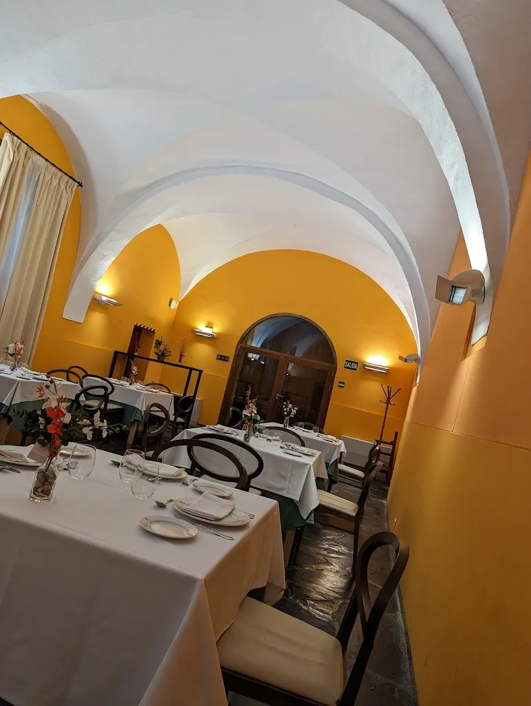 Restaurante "Kántara" restaurant in Herrera de Alcántara