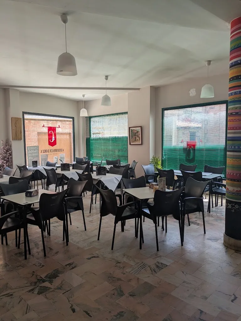 Pablo Cabré Plasencia_Conquistadores Restobar_Guijo de Santa Bárbara_review