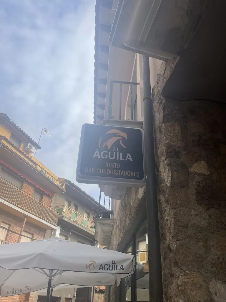 Conquistadores Restobar_Guijo de Santa Bárbara_slider_image_3