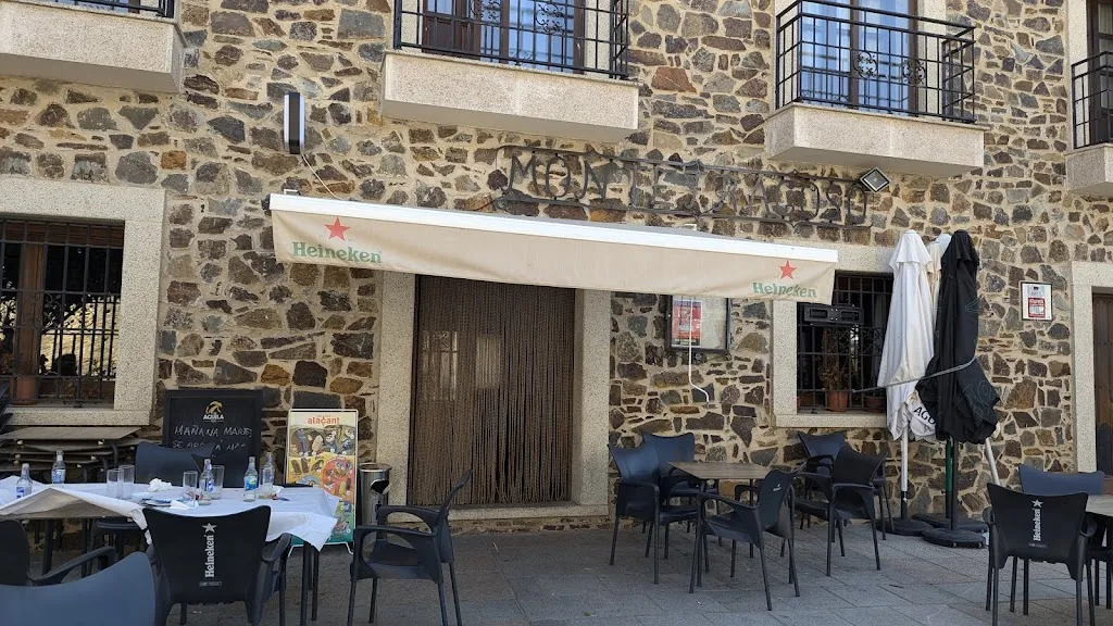 Björn Ridell_Bar restaurante La Moncloa de Jaraicejo_Jaraicejo_review