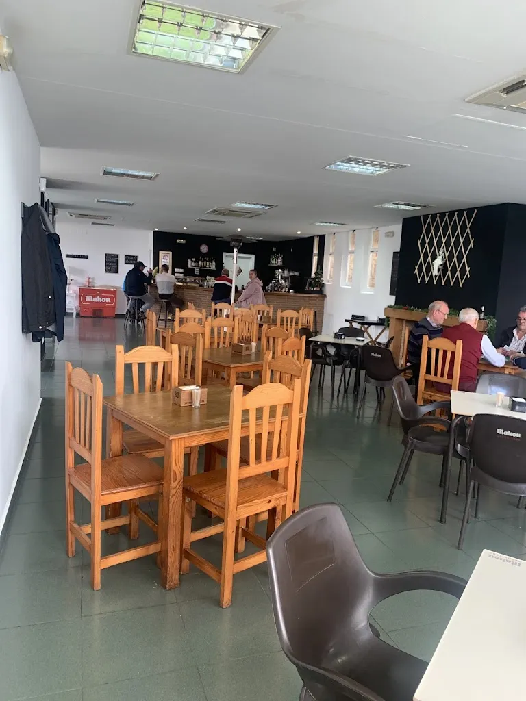 Bar El Pensionista restaurant in Ibahernando