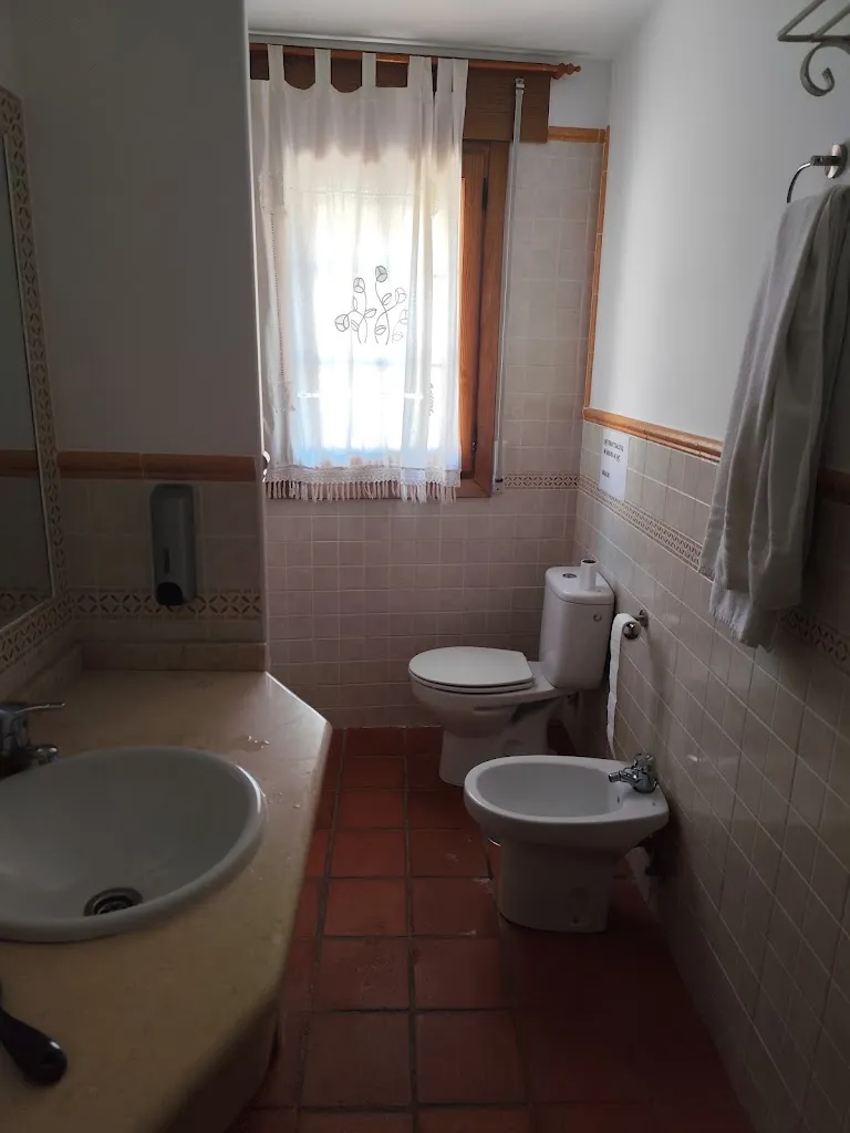 Rosana Hernandez_Posadas De Granadilla_Jarilla_review