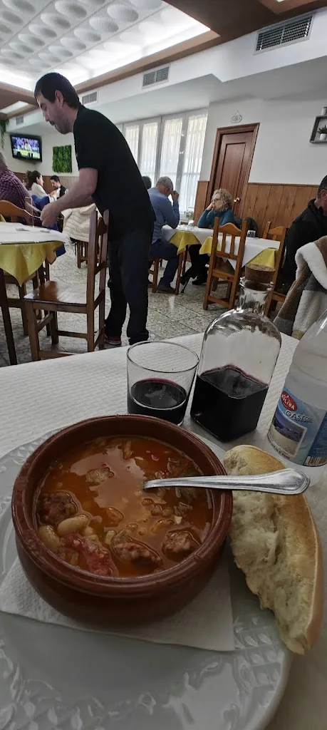 Walkmun_Hostal Restaurante Asturias_Jarilla_review